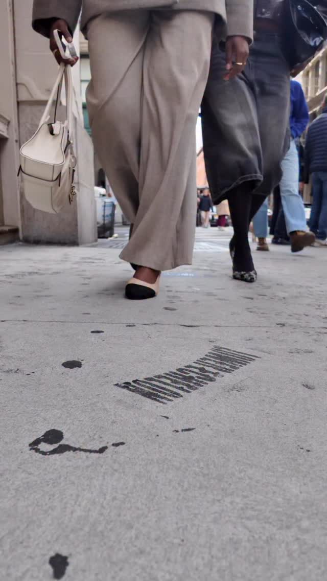 The city doesnt slow down but i do. Finding calm in the chaos one skincare ritual at a time @ernolaszlonyc #ErnoLaszloPartner