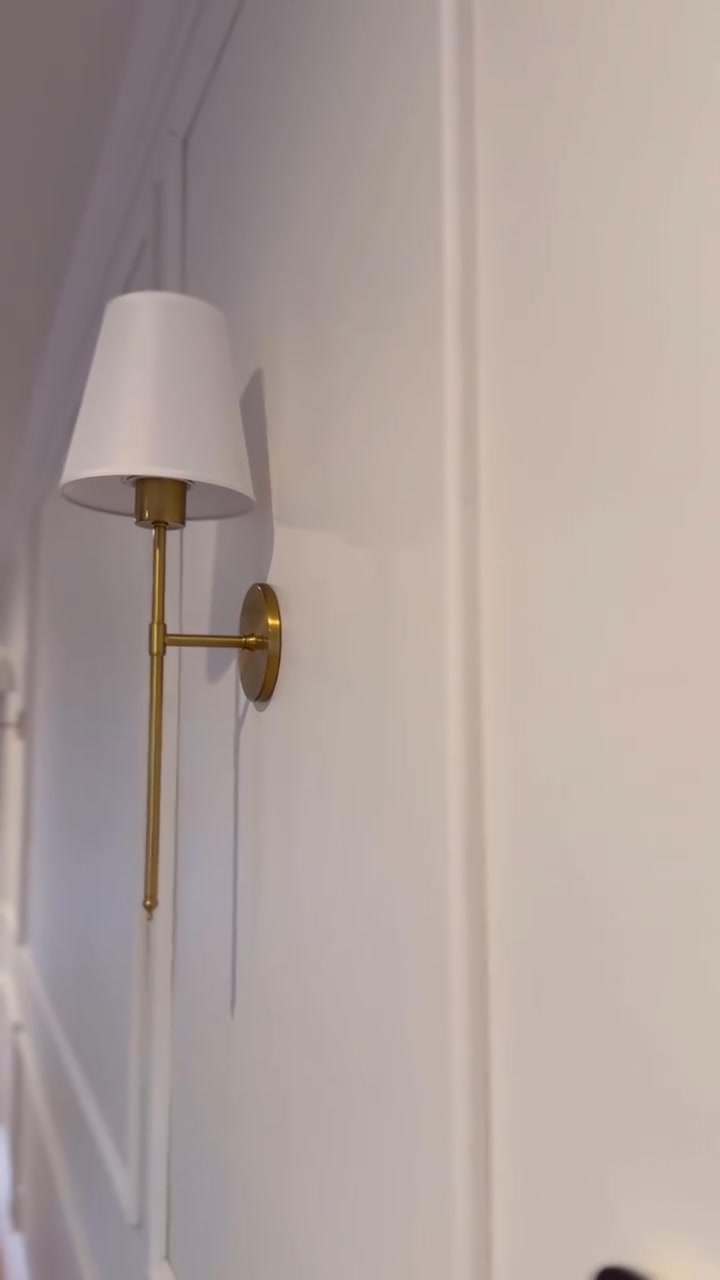 Wall Lights That Don’t Wreck Your Walls