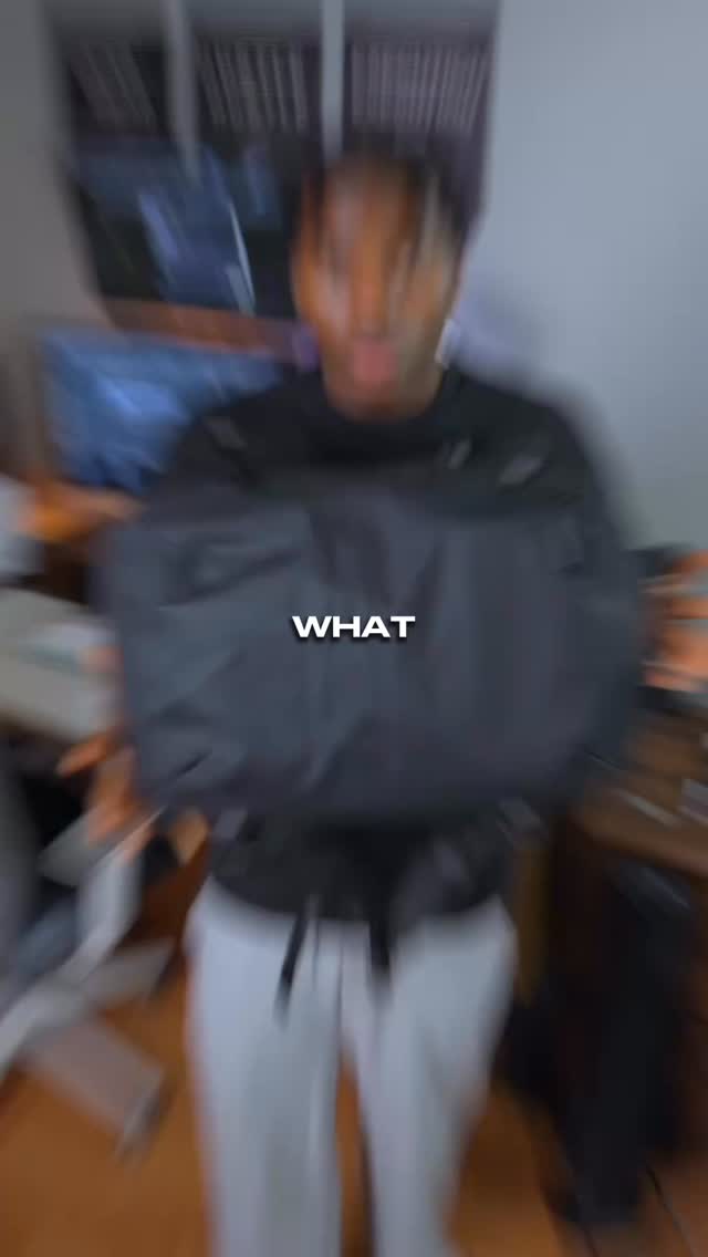 One backpack � for travel and everyday carry - Black Voyage Zephyr Backpack Review in 37 sec
Compact, modern, and crazy organized — it fits all my tech, clothes, and even shoes. Plus, the vacuum-seal feature keeps it looking sleek.
Grab yours here: https://blackvoyage.com/products/zephyr and use code beebng15 for $15 off!

#BlackVoyage #vacuumsealbackpack #travelbackpacks #DeskSetup #EverydayCarry #TechBag #TravelGear #PackingHacks #CompactBackpack #TechAndTravel #BeebNG #BagReview #TravelEssentials #SmartPacking