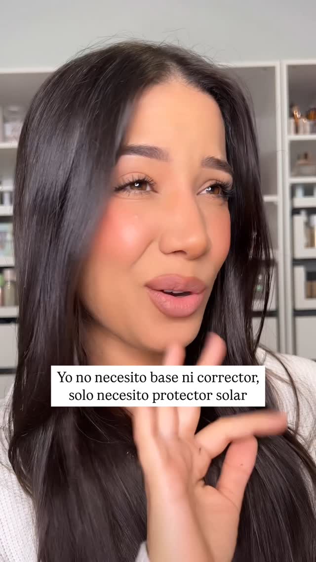 Lo que necesitas para un acabado natural y protección solar, todo en un solo envase. Protec(tint) de @supergoop lo es todo! #supergooppartner #supergoop #ad
