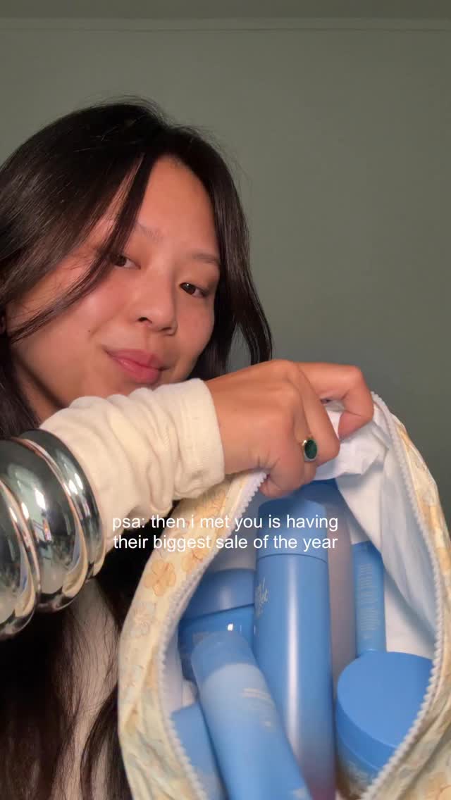 our biggest sale of the year is ✨here✨

20% off sitewide
30% off orders $130+
exclusive juicy gifts with purchase 

now is the time to pick up those products you’ve been “meaning to try” or stock up on your tried and true favorites🩵