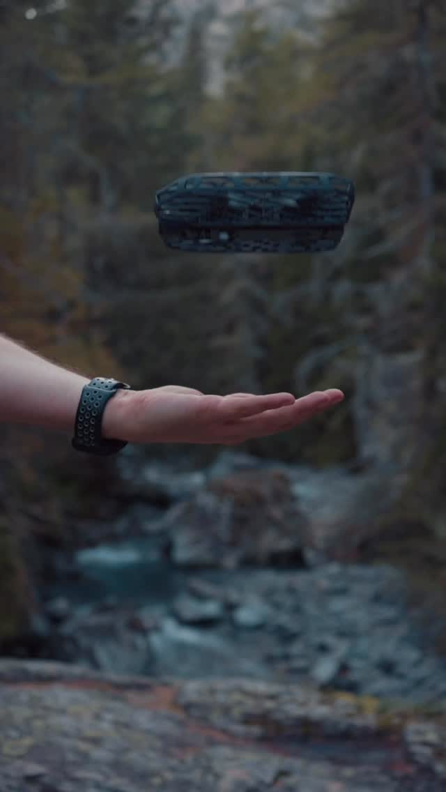 This is the kind of FUTURISTIC technology we imagined when we were children 🤯
#tech #home #ai #amazon #hoverair #x1promax #selfiedrone