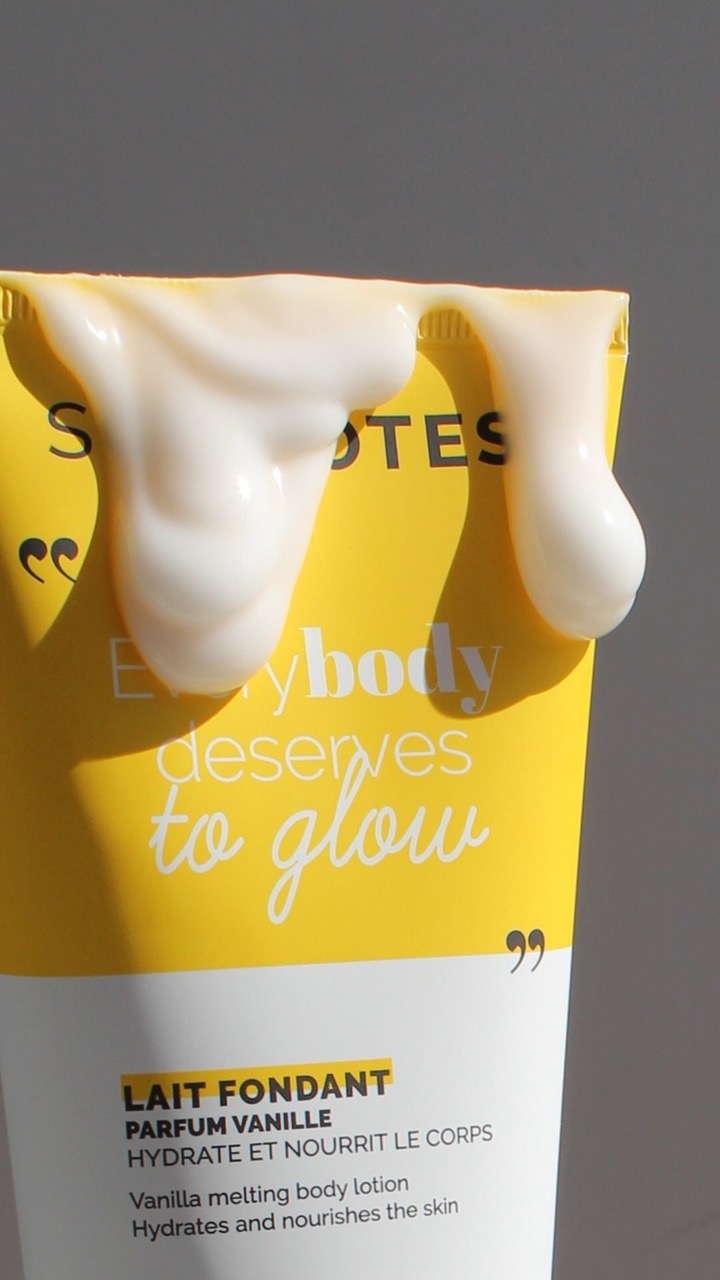 Une texture douce, légère et non-collante pour le plus grand plaisir de votre peau ✨ 

Les laits fondants sont disponibles dans nos 6 fragrances : 
💛 Vanille 
🧡 Fleur d'Oranger 
🩷 Fleur de Cerisier
🩵 Thé Blanc 
🤎 Tonka 
🩷 Rose 

Dites nous lequel vous choisissez pour compléter votre routine ! 🌈 

#Solinotes #Corps #Clean #vegan #Madeinfrance