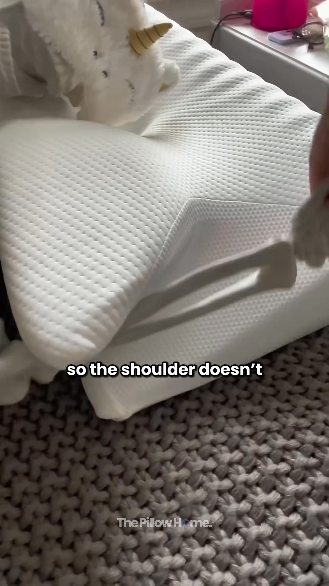 Wake Up Pain-Free with the Cozyrest Pillow