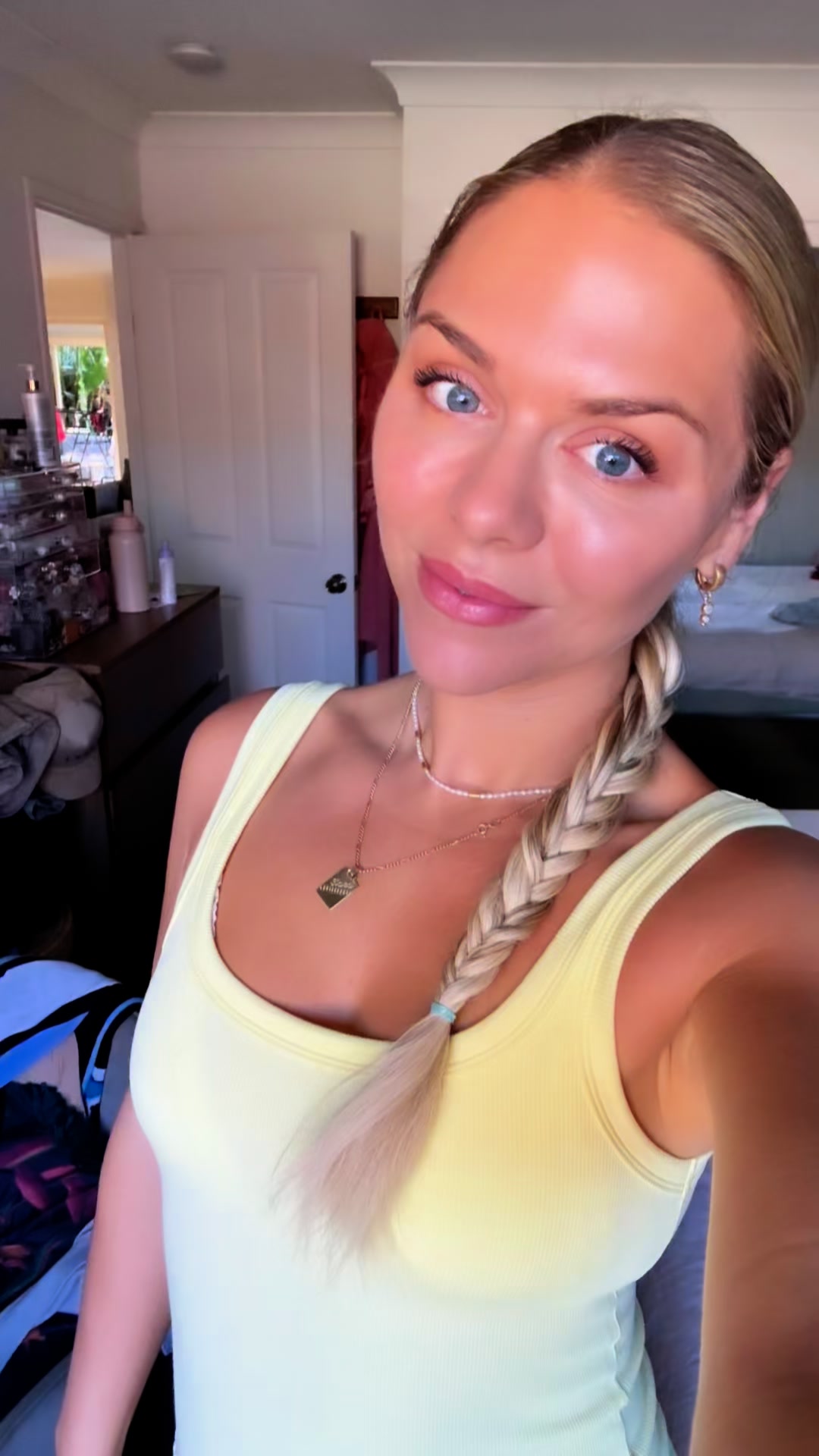 We're obsessed by hacks, so here's 3 more👇

1. Mix Golden Illuminiser with Coconut Body Milk for radiant summer skin.
2. Apply our eyeliner to your waterline before applying Mitzi Mascara to make your eyes pop.
3. For a weekly skin treatment, mix together Super Acai Exfoliator, Face Compost Purple Power Mask, and Glory Oil. Leave on for 7 minutes, then cleanse off for instantly radiant skin.