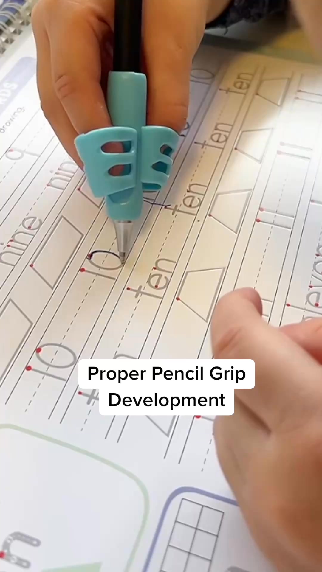TraceTrek™ Pencil Grips: Perfect Form Every Time!