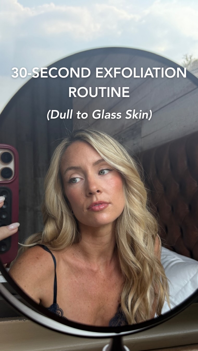 Do you have active acne or dull skin? You NEED a gentle exfoliant. VITAMINSCRUB clears away dead skin so your serums + treatments can actually penetrate, while supporting cell turnover and calming breakouts.

Do you have fine lines? VITAMINSCRUB is also amazing for anti-aging, it smooths texture, brightens, and helps soften those lines by keeping fresh, healthy skin on the surface.

You can literally see my dead skin melt off in this video.