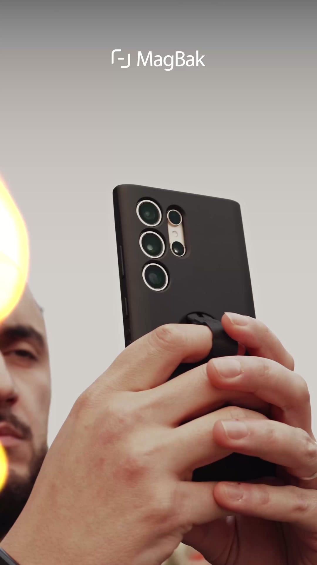 Magnetic 🧲 Phone Case