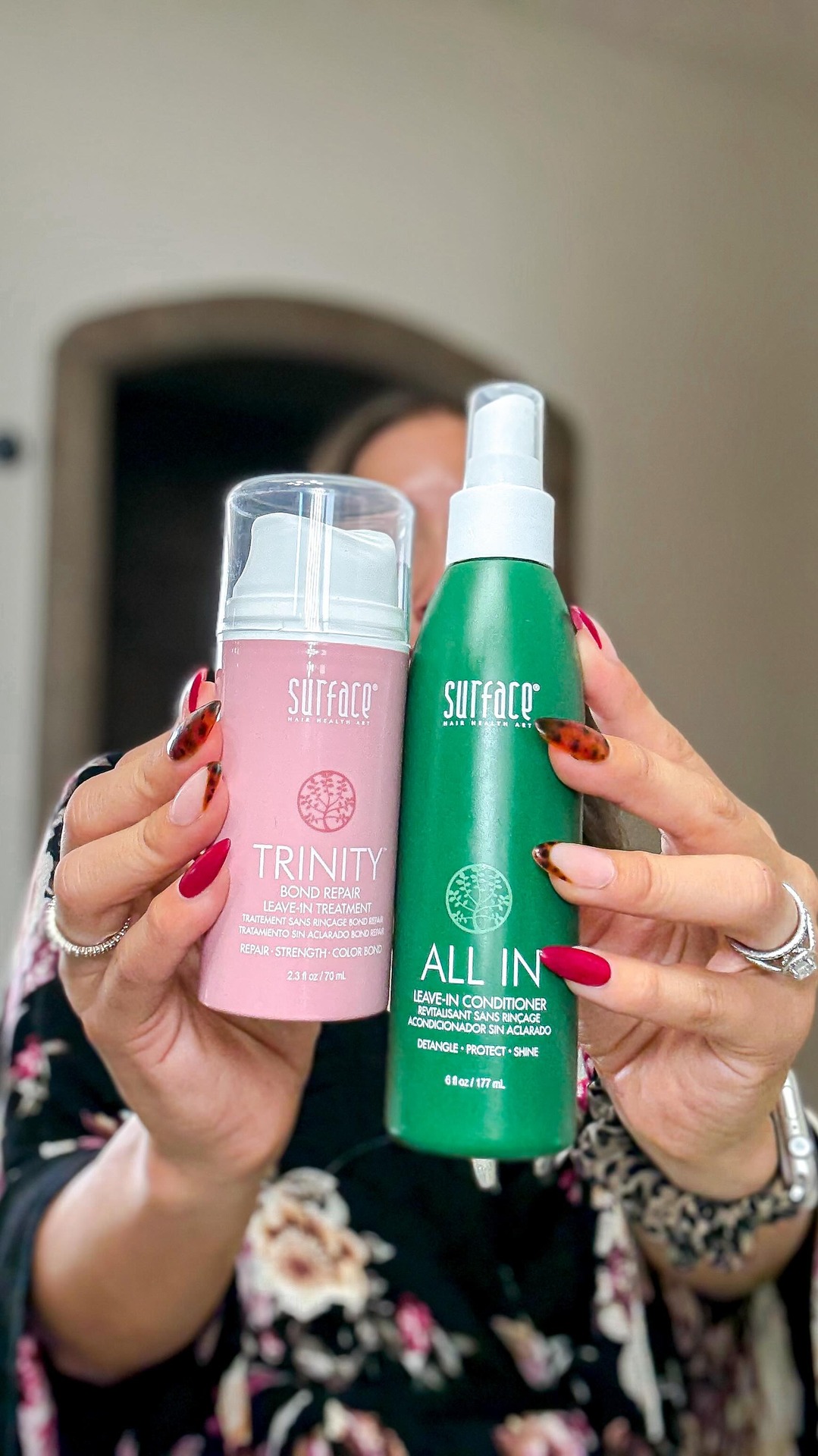@surfacehairhealth has been helping my hair come back to life since January & now two new products have entered the chat!!

The All In Leave-In Conditioner & Trinity Bond
Repair restore damaged hair protein and leave hair feeling softer, stronger, shinier & healthier!! Simply apply to clean, damp hair from ends up, leave-in and continue styling!

#Surfacepartnership #SurfaceHair
#SurfaceHairHealth #LoveMySurfaceHair