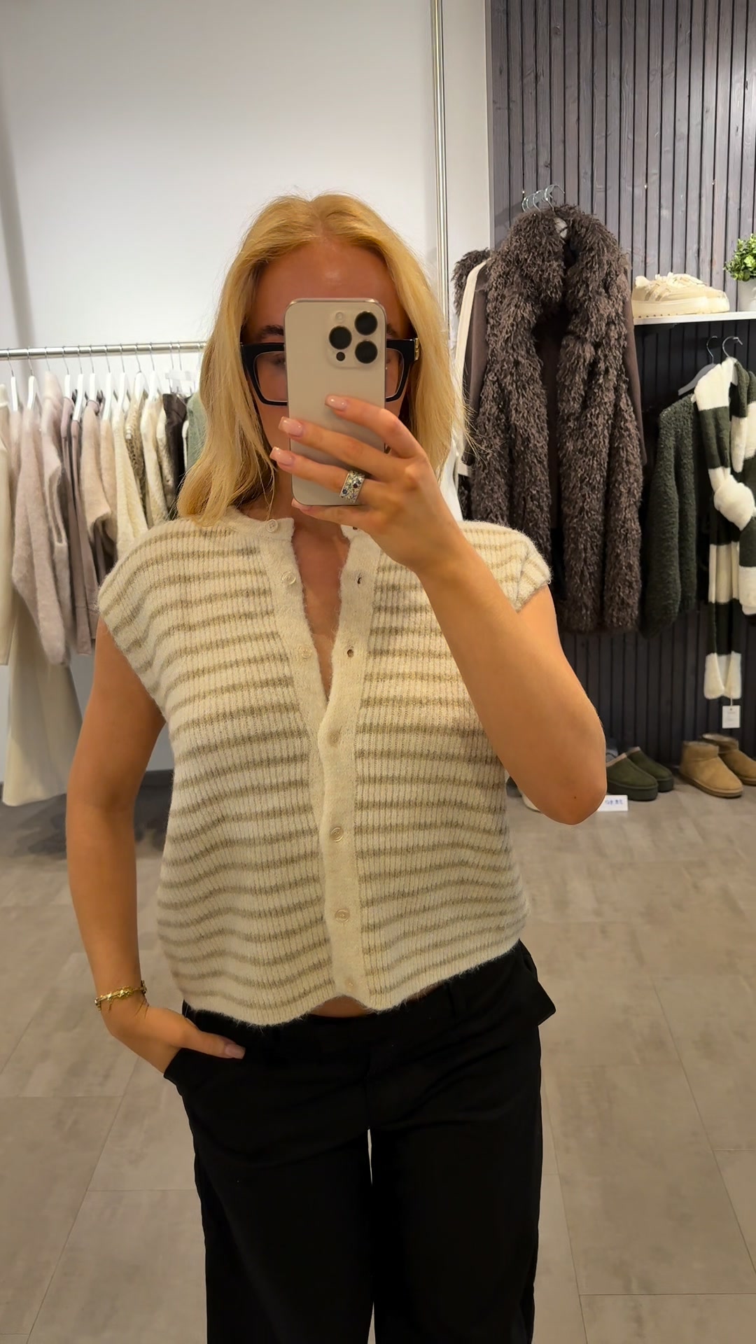 Neueste Looks. Faire Preise. Sicher, wie in unseren Boutiquen 🤍