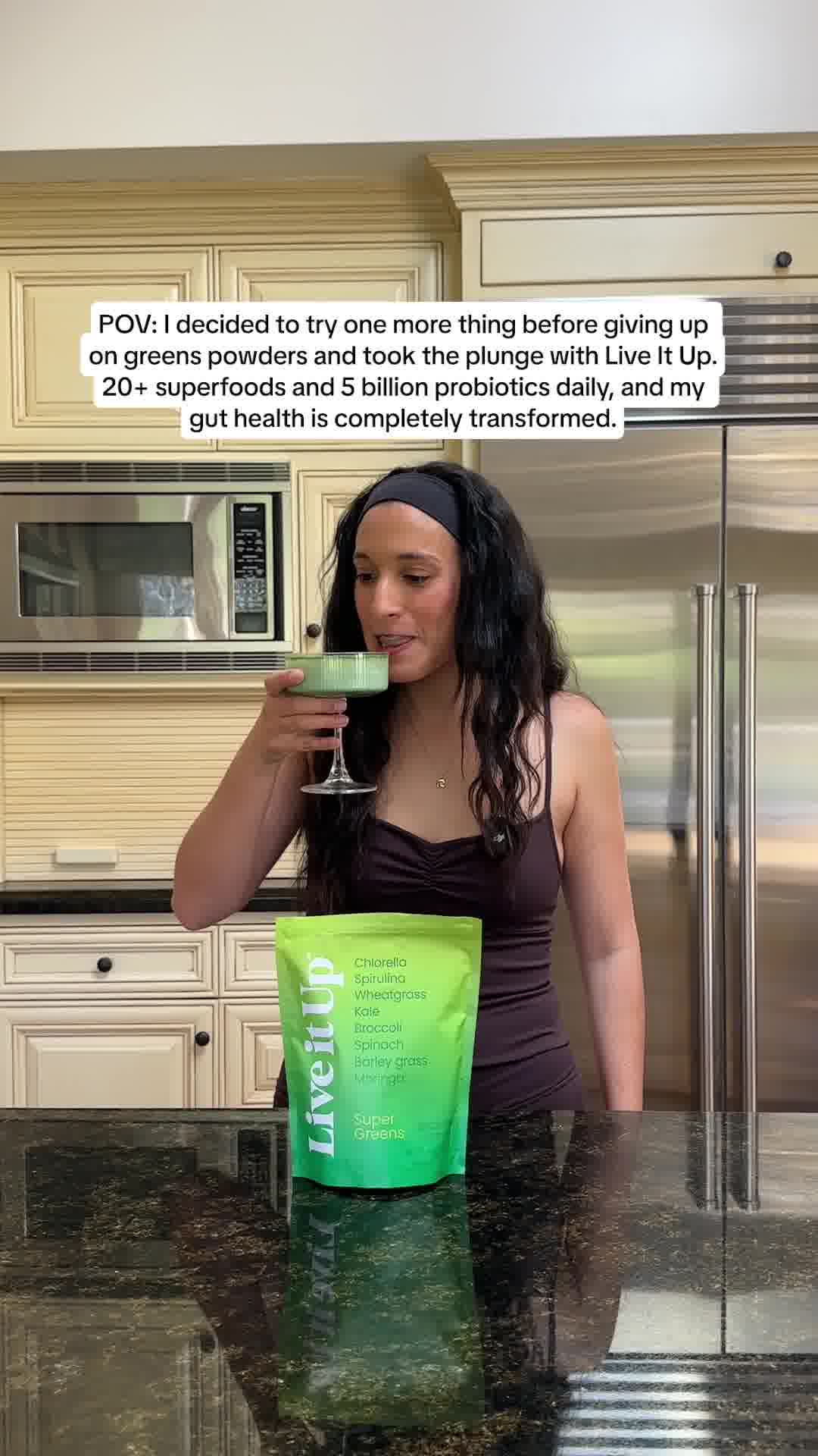 20 Superfoods, 22 Nutrients, 2 Flavors