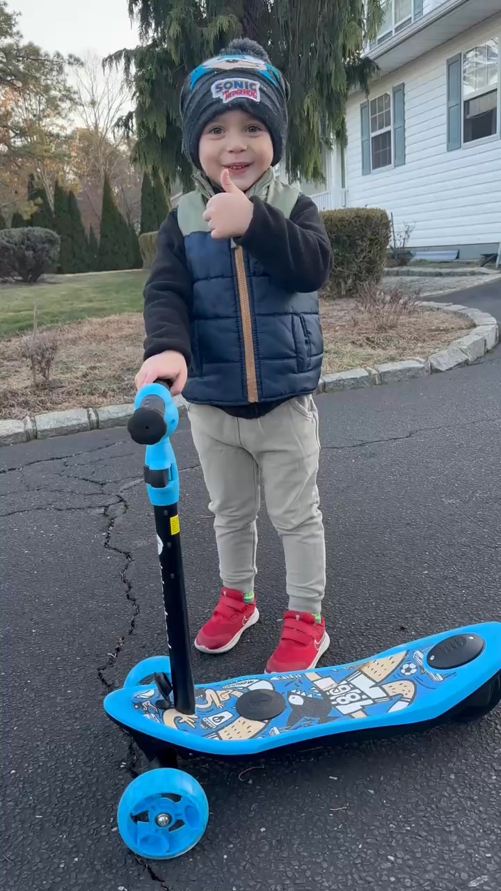 Mini 2-in-1: Ein Scooter, doppelter Spielspaß! 🛴💨