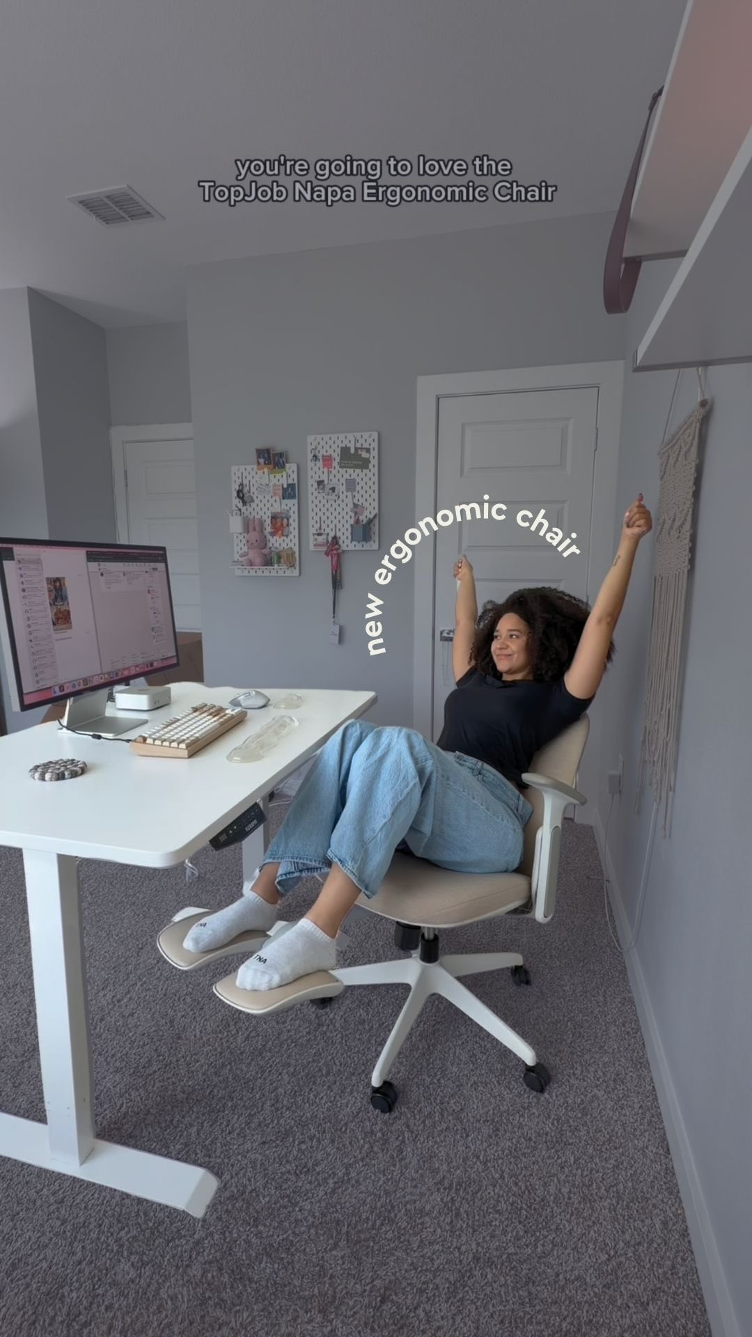 If you’re the type to sit every way but normal in your office chair 👀 …same.

As the unofficial ergonomics queen, I’m impressed — this is the first chair I’ve seen with a built-in footrest! This chair makes working (or lounging) at my desk so much more comfortable. 

ALSO— use code BECCA10 to save a little coin 😉

@topjoblab #topjob #gifted
