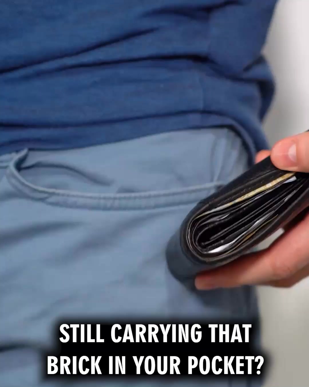 Say goodbye to bulky wallets. The VN400 wallet is sleek, practical, and easy to locate anytime.
.
#Vionentus #rfidwallet #minimaliststyle #giftideas #California #Texas #NewYork #Florida #Illinois