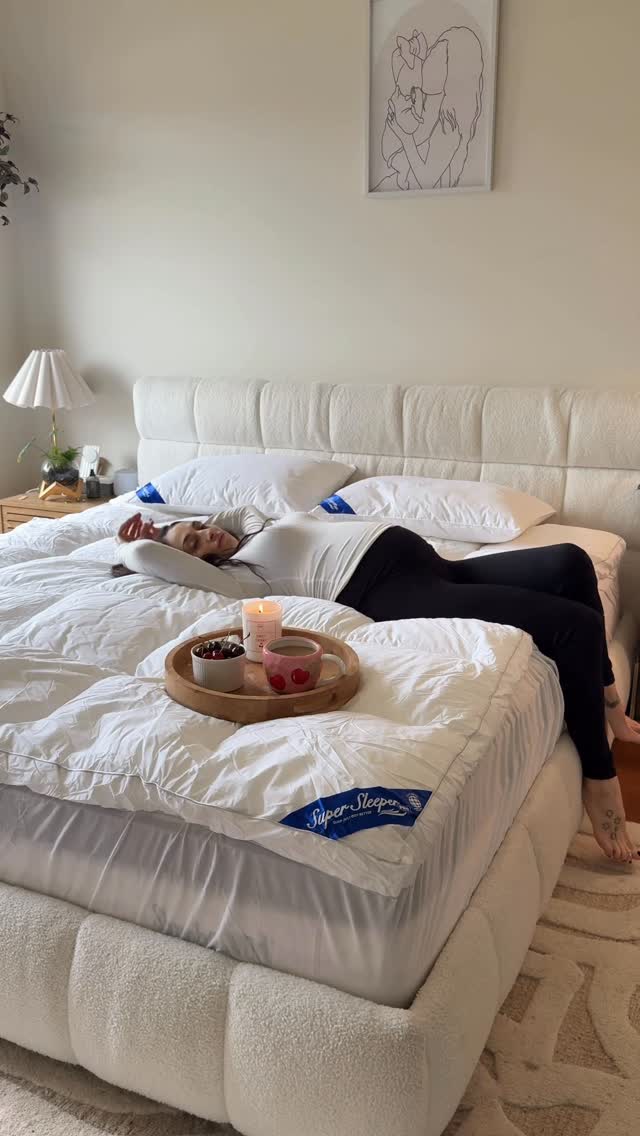 Ever wondered what it feels like to sleep on a cloud? ☁️
The @supersleeperpro Marshmallow Bed Topper is thick, plush, and gives that luxe hotel comfort we all secretly crave. Perfect for turning a too-firm mattress into your new favourite place to sleep.

Do yourself a favour, your sleep will thank you. 🛏️💤

Use code BREATHABLE till Jan 10th for a discount 💙

#SuperSleeperPro #MarshmallowTopper #HotelComfort #LuxurySleep #SleepUpgrade #MumApproved #PlushComfort