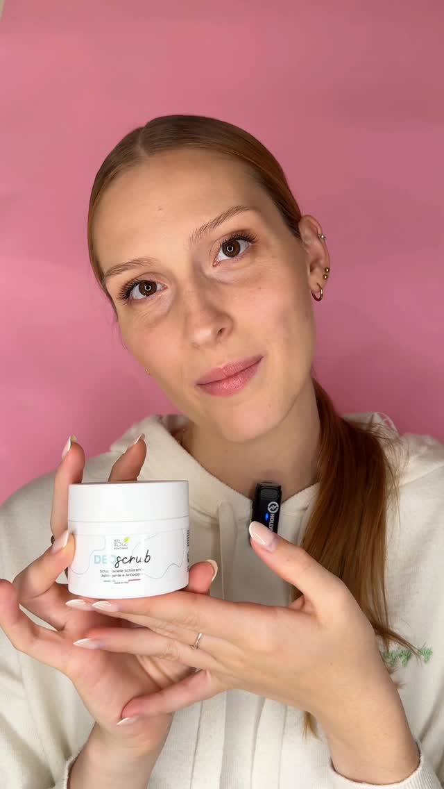 Ti puzzano le ascelle?

Prova DeoScrub, lo scrub esfoliante 100% naturale che elimina gli aloni scuri e tratta i cattivi odori, lasciando le ascelle fresche e profumate a lungo 💚

Scopri DeoScrub su ecobioboutique.it ✨

#deoscrub #deodorante #ecobioboutique #selfcare
