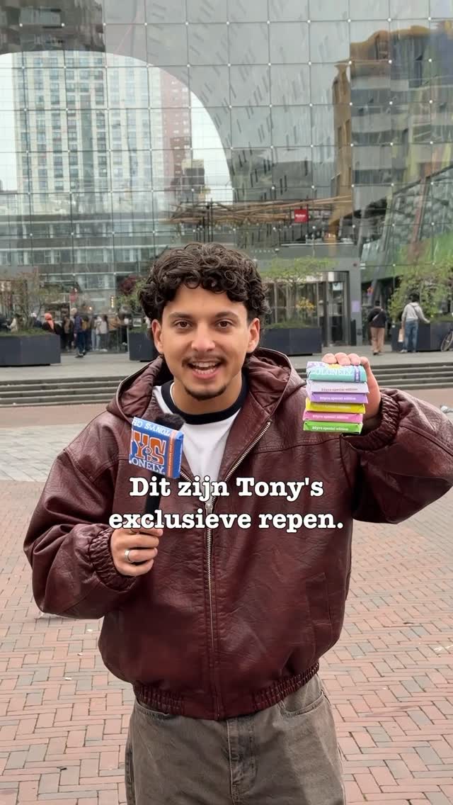 Ook zin in zo’n exclusieve super, super, SUPER lekkere reep? We hebben maar liefst 7 crazy smaken die je alleen in Tony’s Choco Experience kunt proeven. 🍫🤤
Welke dat zijn? Kom volgende week langs bij onze 20e Tonyversary en ontdek het zelf (geloof ons.. dat wil je!).
Waar is dat feessie?
Hier dus! (zet ‘t met dikke chocoladeletters in je agenda)
🎉 Wanneer? 28/10 t/m 2/11
⏰ Hoe laat? 13:00-23:00 (entree tot 22:00)
📍 Waar? De Hallen, Amsterdam
Tony’s Choco Experience is gratis en je hoeft geen tickets te kopen of te registreren.
Zien we je daar?
Meer weten? 👉 Link in bio.
#tonyschocolonely #tonyversary #tonys20jaar #chocolade #feessie #jarig