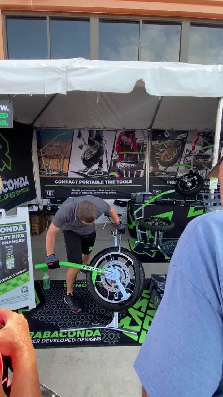 Street Bike Tire Changer