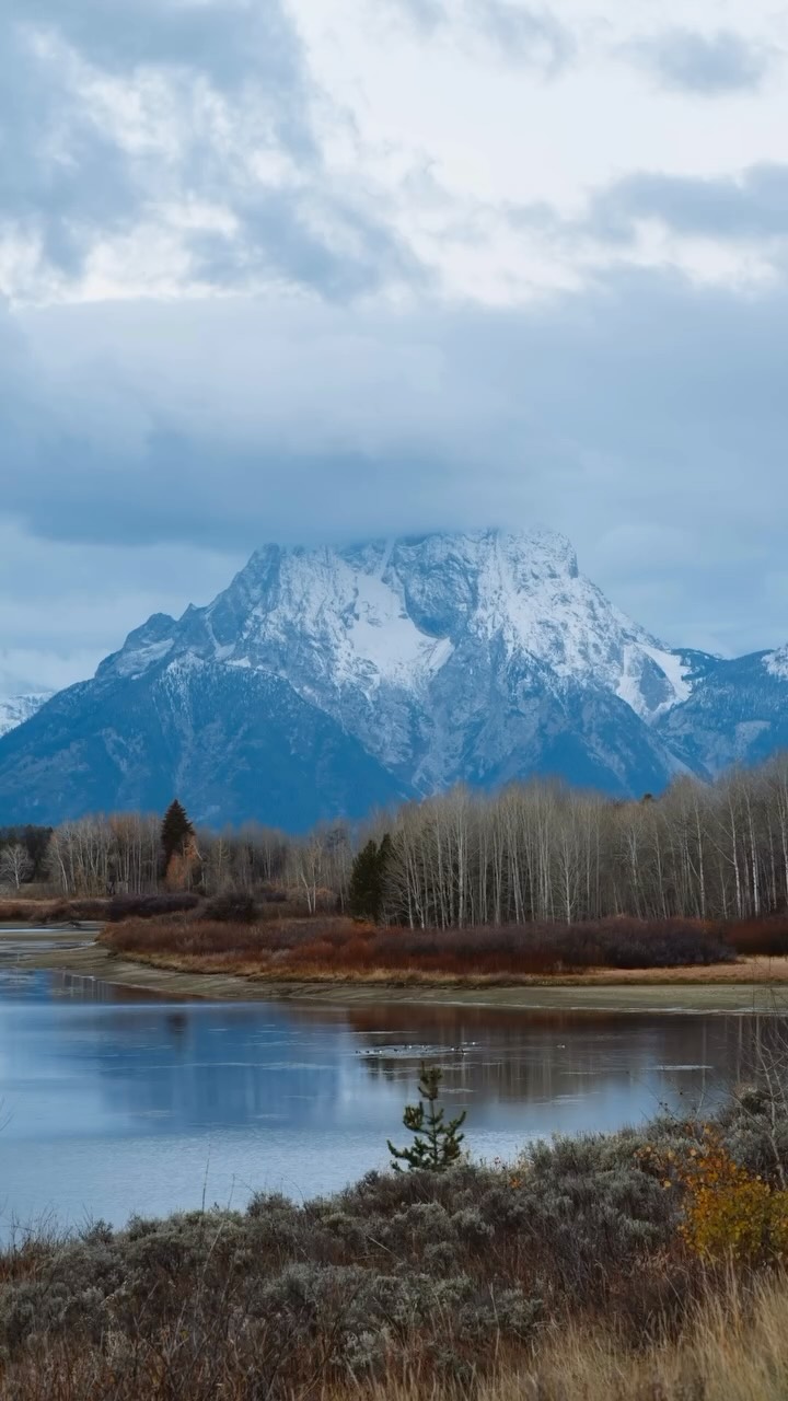 Looks like I don’t need a tripod ever again.

@hasselblad #hasselblad #photography #grandtetonnationalpark