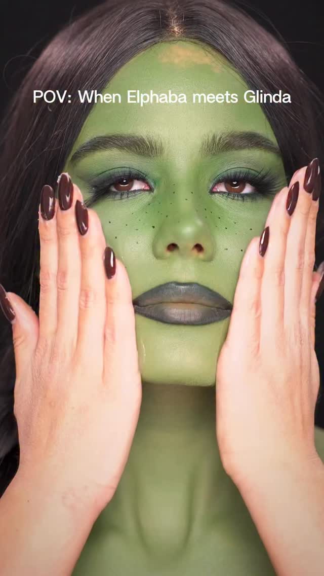 Treat or Trick? 🎭
POV: When Elphaba finally meets Glinda
and pink magic melts the green away 💕

Purifying Cleansing Balm sweeps away every trace, even witchy glam. 🧙‍♀️✨

Drop a 💚 if you’d stay green, or 💗 if you’d melt for the pink magic!
(But surely… no one’s leaving a green one, right?) 😏