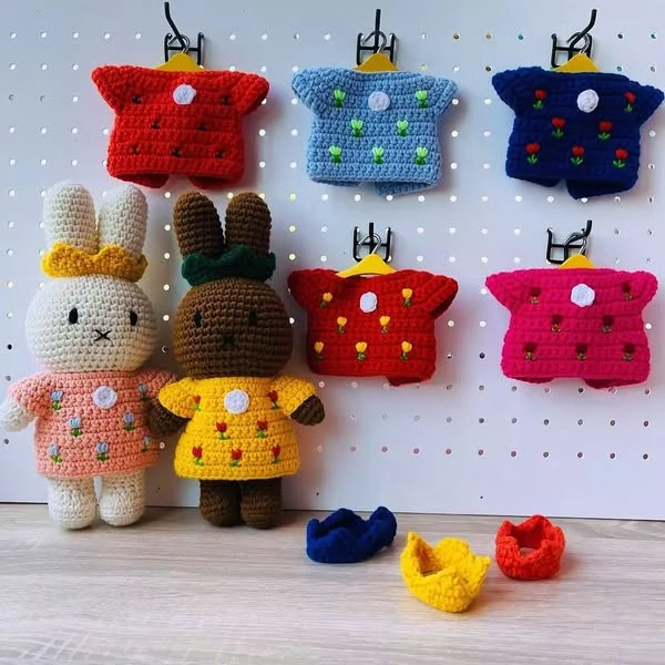 It’s midweek shopping day with my bestie! 👯

@juzi.tree 

#babygift #handmade
#boristhebear #ミッフィー #handmadetoys #미피 #miffykeychains #oneofakind #miffystyle #ootd #summer #art #museumshops #moma #vangogh #teddybear #mondrian #crochetlover #米菲兔 #米菲 #米菲美國 #gift #toys #miffycollection #kawaii#pride #pridemonth
