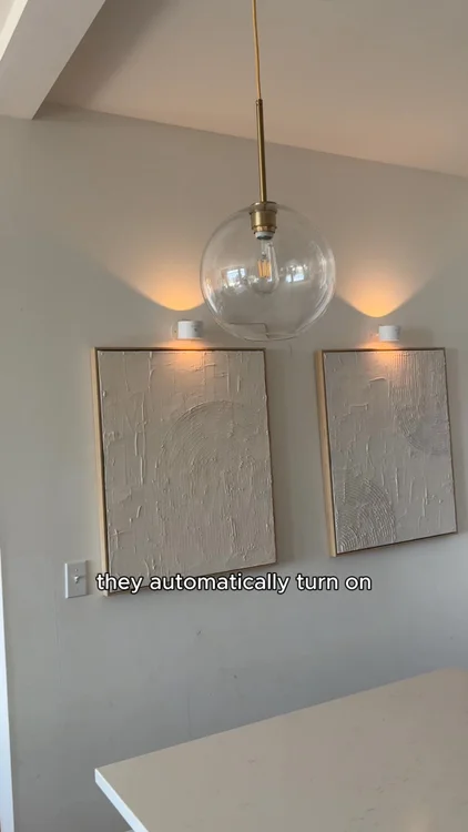 “Never Thought I'd Love a Light This Much!” 💡