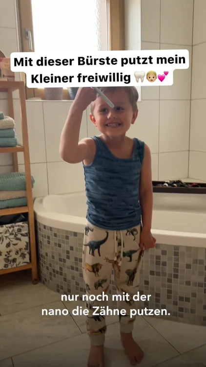 "Früher war das Zähneputzen mit meinem Kleinen immer ein Drama. Jetzt liebt er es! Klare Empfehlung an alle Eltern!" 

→ https://www.nanozahnbuerste.de/products/2er-pack-kinderzahnburste

✔ Ab Babyalter geeignet
✔ Mit kleinem Bürstenkopf
✔ Für zarte Milchzähne & empfindliche Neuzähne
✔ Schont das Zahnfleisch

Sichere Dir jetzt Deine nano Zahnbürste!
→ https://www.nanozahnbuerste.de/products/2er-pack-kinderzahnburste