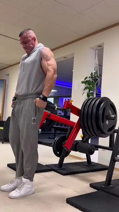 Hol Dir Deinen EPIC PUMP MOMENT jetzt! 💥🛒